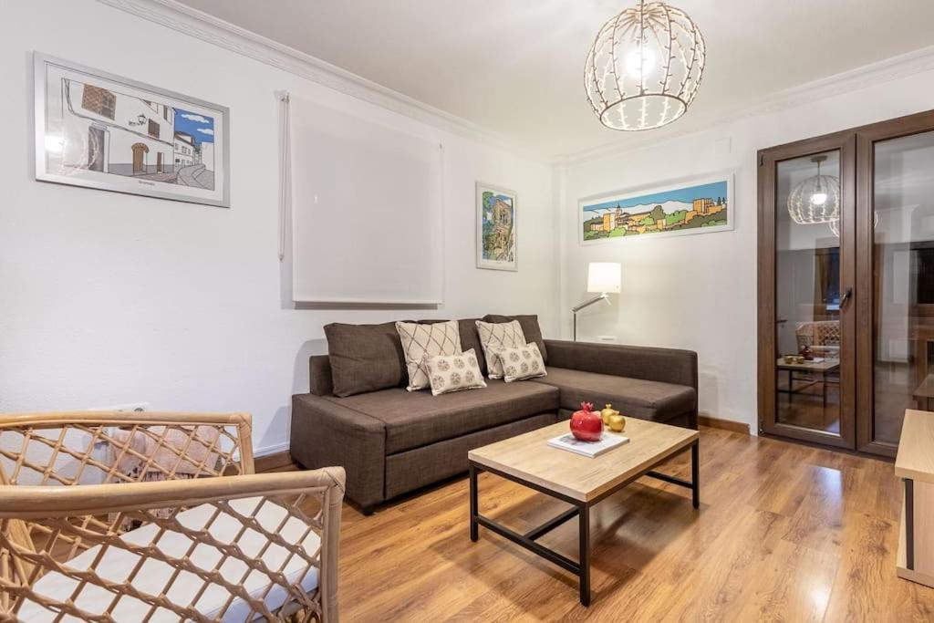 Apartamento Con Terraza A 4 Minutos De La Catedral Granada Exterior foto