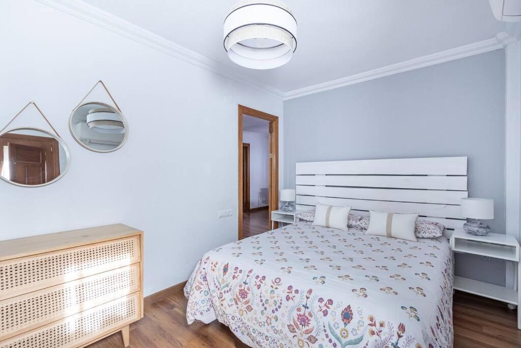 Apartamento Con Terraza A 4 Minutos De La Catedral Granada Exterior foto