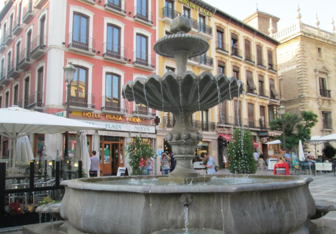 Apartamento Con Terraza A 4 Minutos De La Catedral Granada Exterior foto
